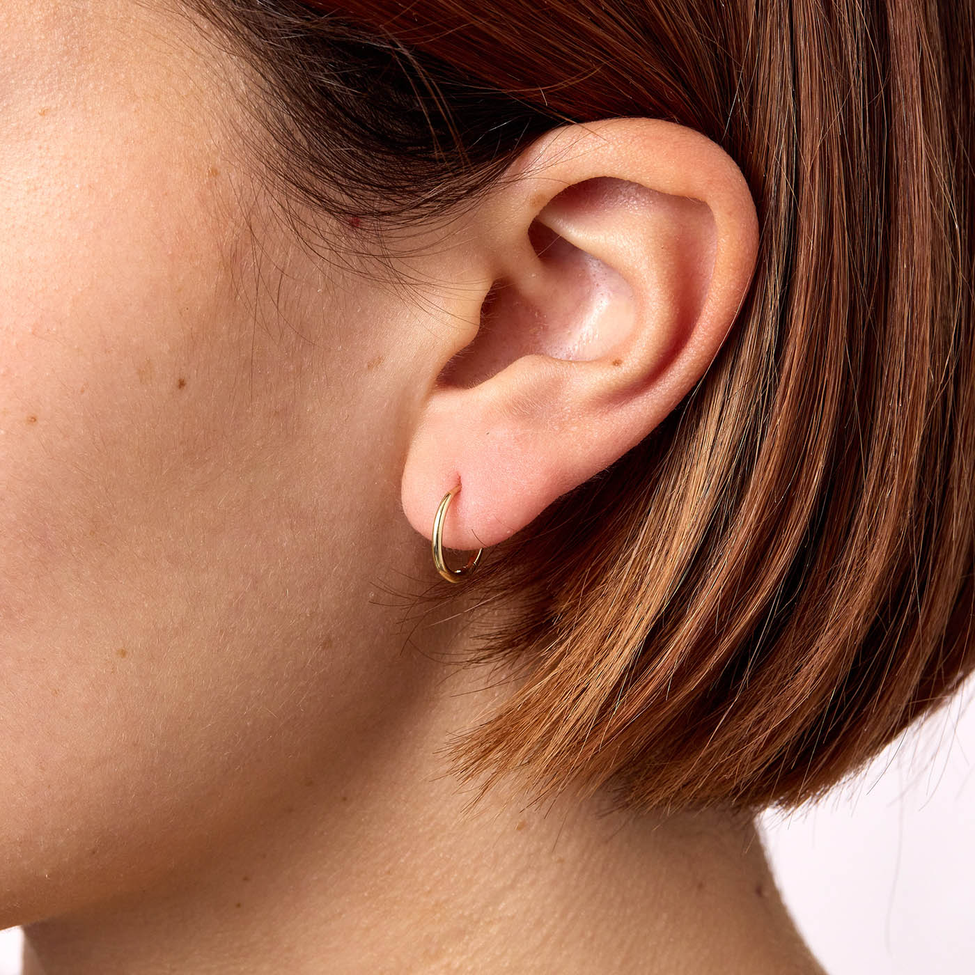 Single Huggie Hoop Earring