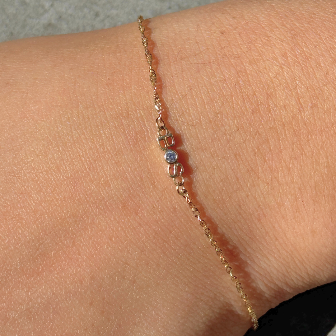 Thin Helix Boston Bracelet