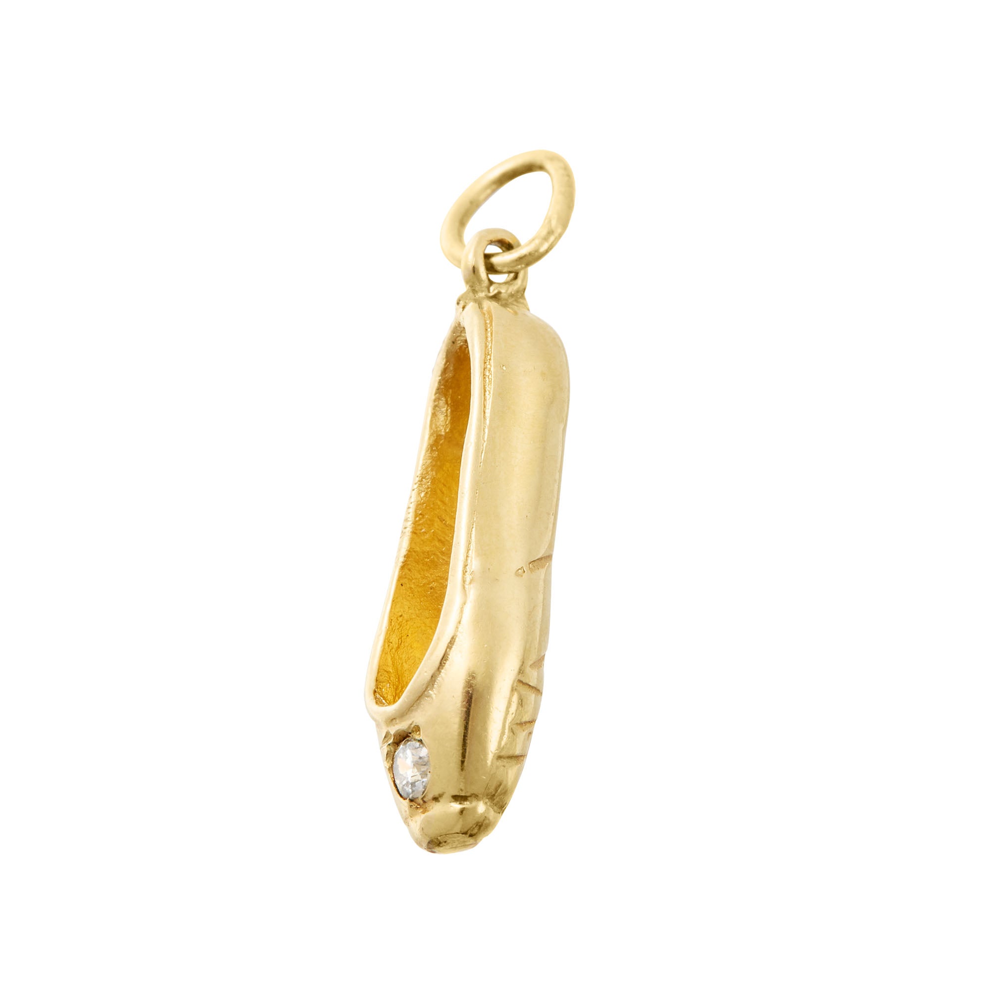 Vintage 14k gold ballet flat charm with delicate detailing – perfect gift for dancers, ballet lovers, or elegant charm bracelet collectors.