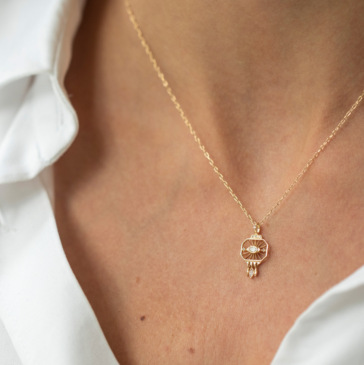 14K solid yellow gold Dream Maker necklace with 2 cm openwork pendant and 0.1 ct diamonds — designed to filter light, clear negative energy, and manifest dreams, 40 cm chain.