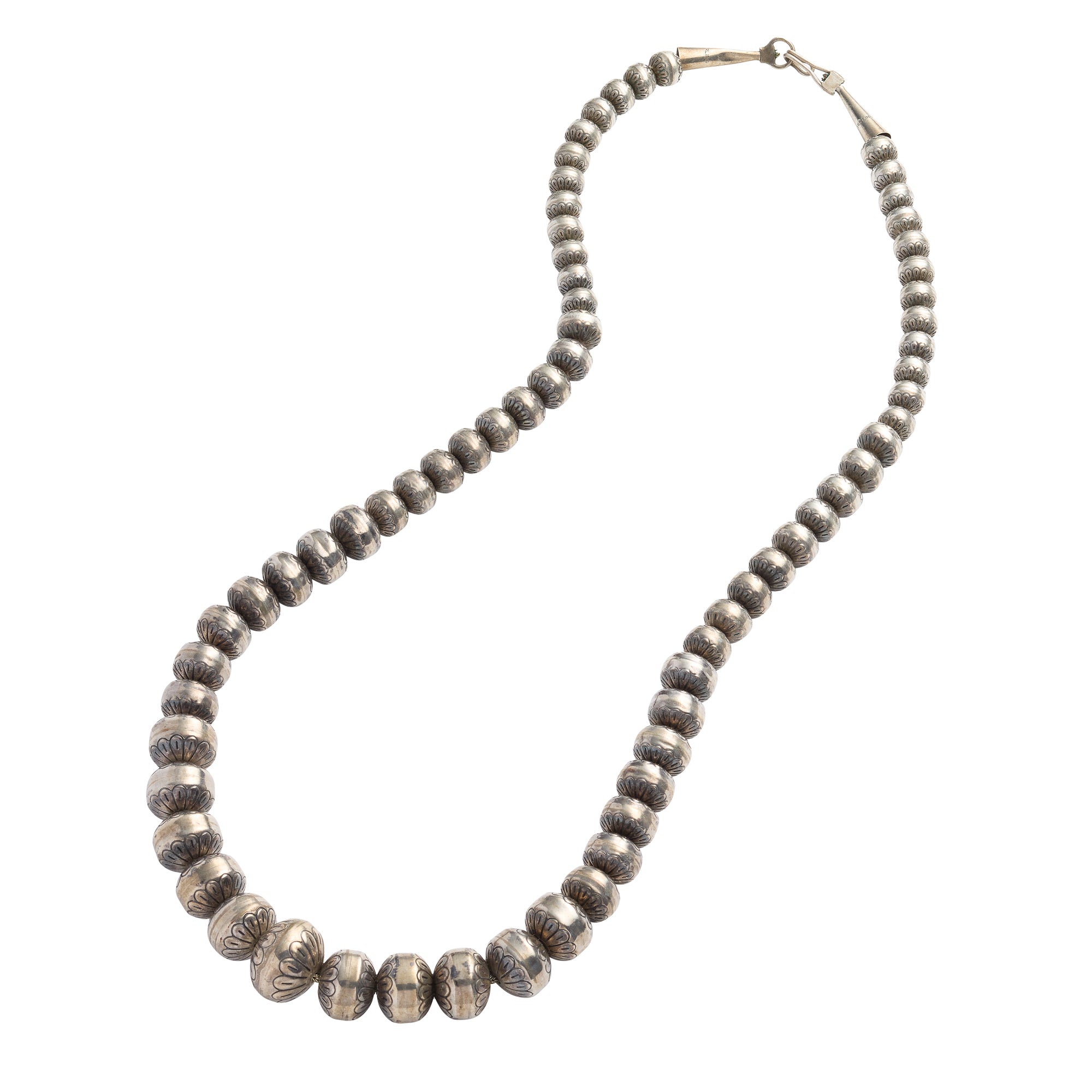 Native American String of Pearls Necklace