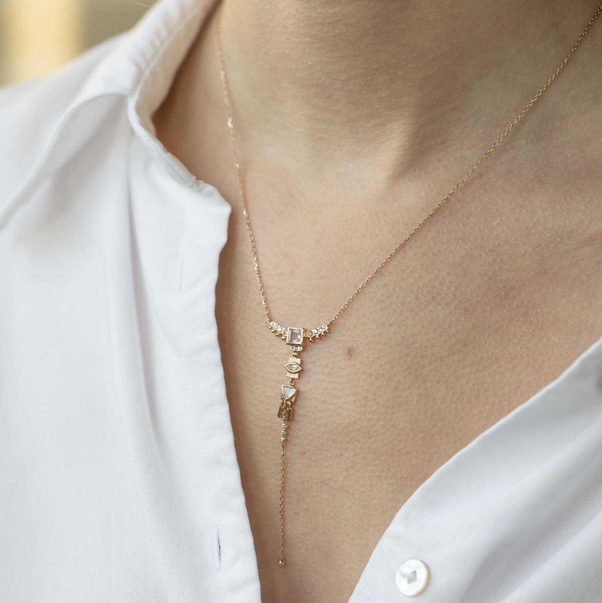 14K solid yellow gold Totem necklace with 7 cm dangling pendant, featuring 0.11 ct diamonds and 0.57 ct moonstone — a protective talisman symbolizing strength and spirituality, 42 cm chain adjustable at 40 and 38 cm