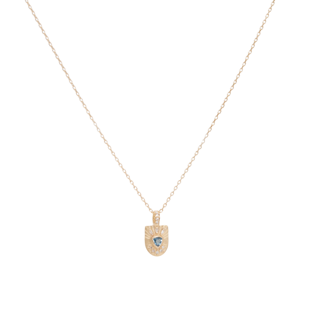 14K solid yellow gold necklace with aquamarine pendant (0.7 × 1.3 cm) and 0.06 ct diamonds — features a 0.09 ct aquamarine stone known for its soothing, revitalizing energy, on a 40 cm chain.