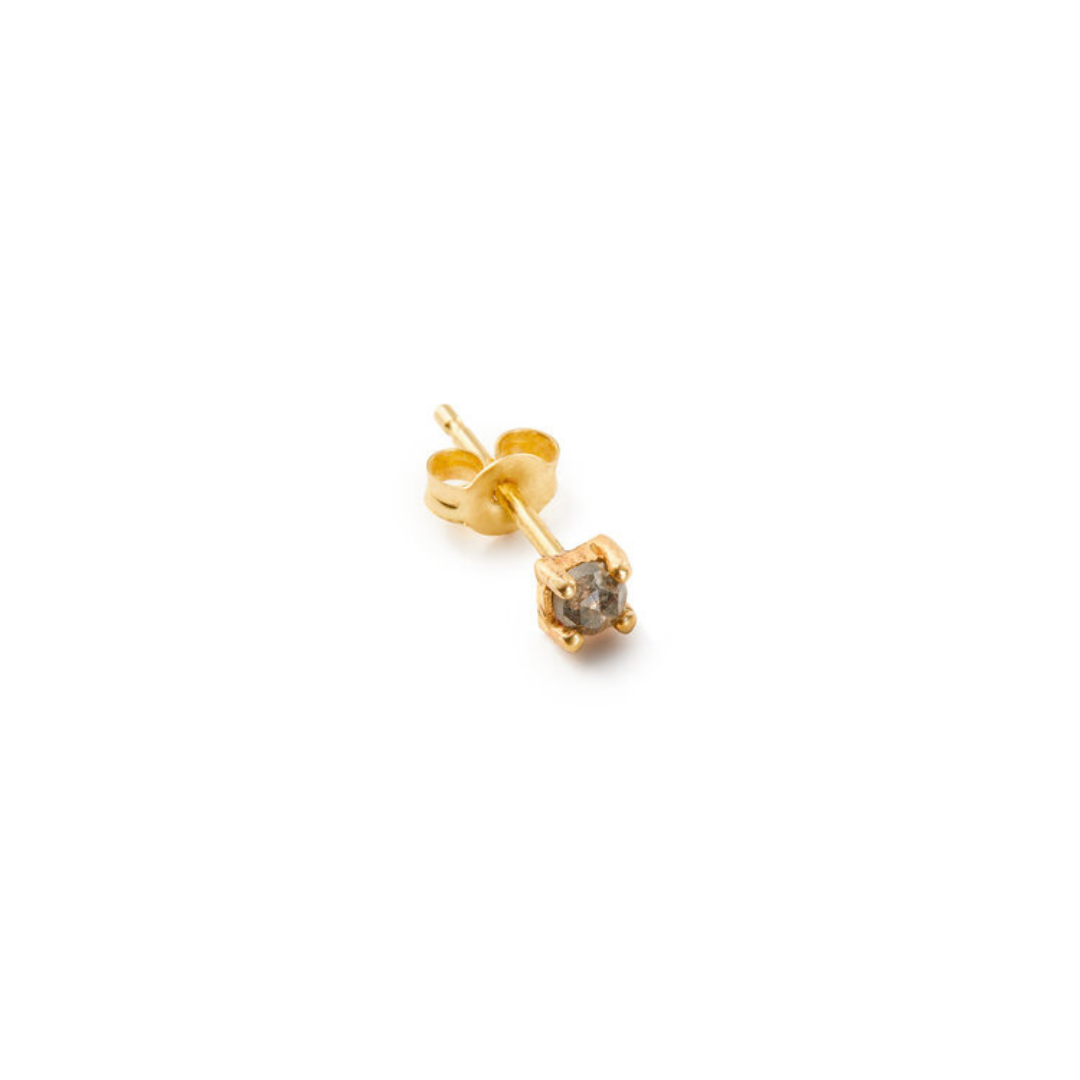 Salt-n-Pepper Diamond Single Stud Earring in Yellow Gold